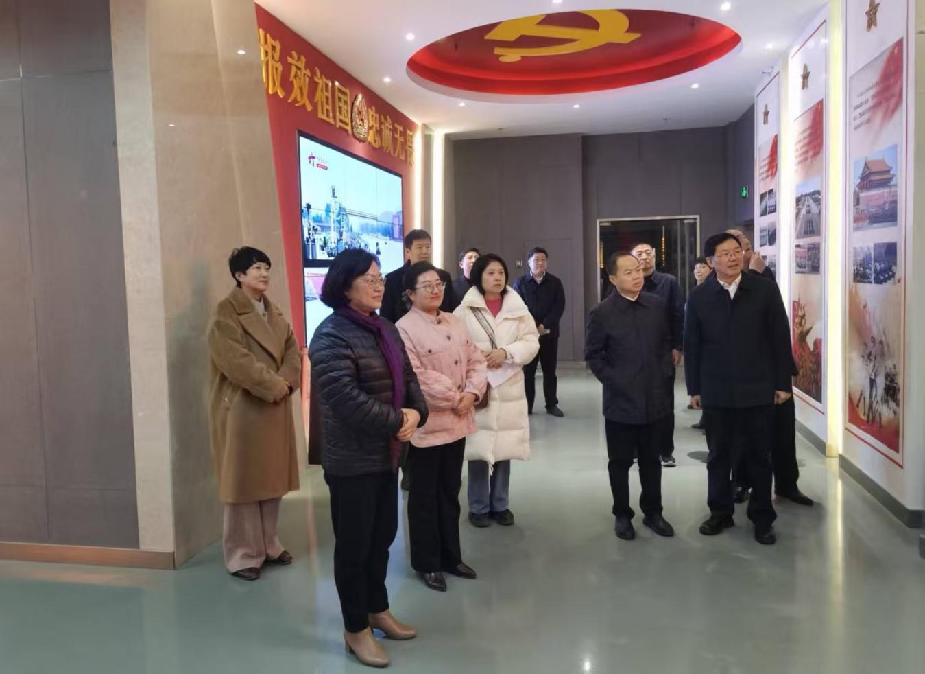 王向红现场督办市人大代表重点建议