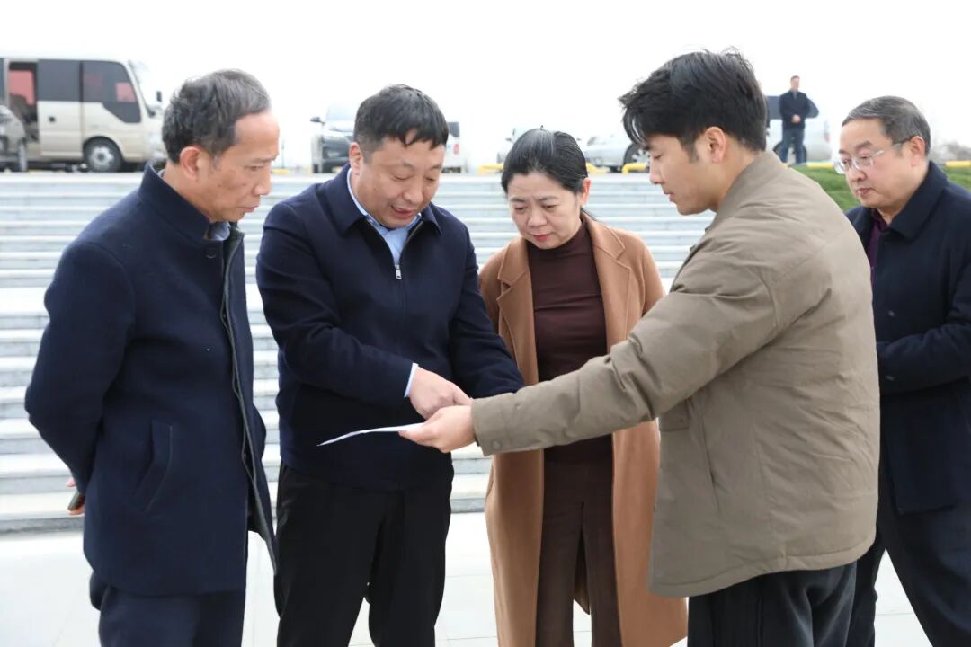 市人大常委会调研生态环境保护工作