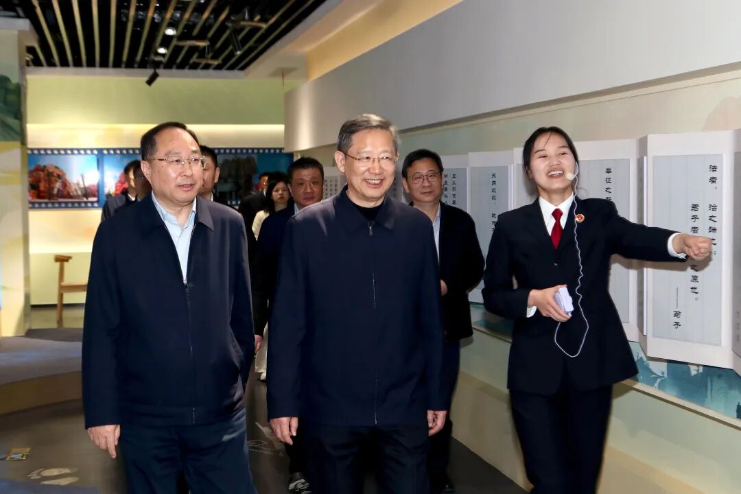 省人大常委会副主任周广智来淮开展“八五”普法工作...