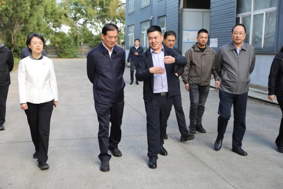 省人大社会委来淮开展高层建筑消防隐患和建筑外墙外...