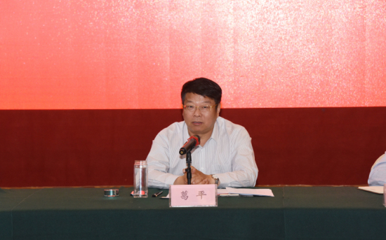 日上午,市人大常委会常务副主任葛平赴洪泽区开展主任接待代表日活动