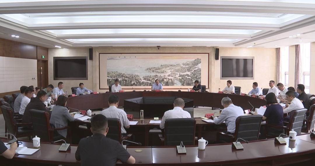 市九届人大六次会议代表建议督办汇报会召开