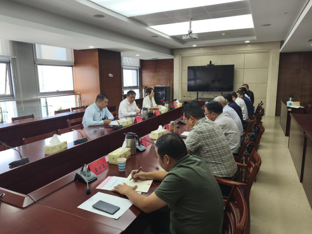 市人大常委会召开龙虾产业立法调研座谈会